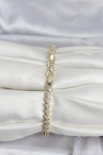 Pirinç Gold Renk Kalp Model Sıralı Zirkon Taşlı Kadın Bileklik
