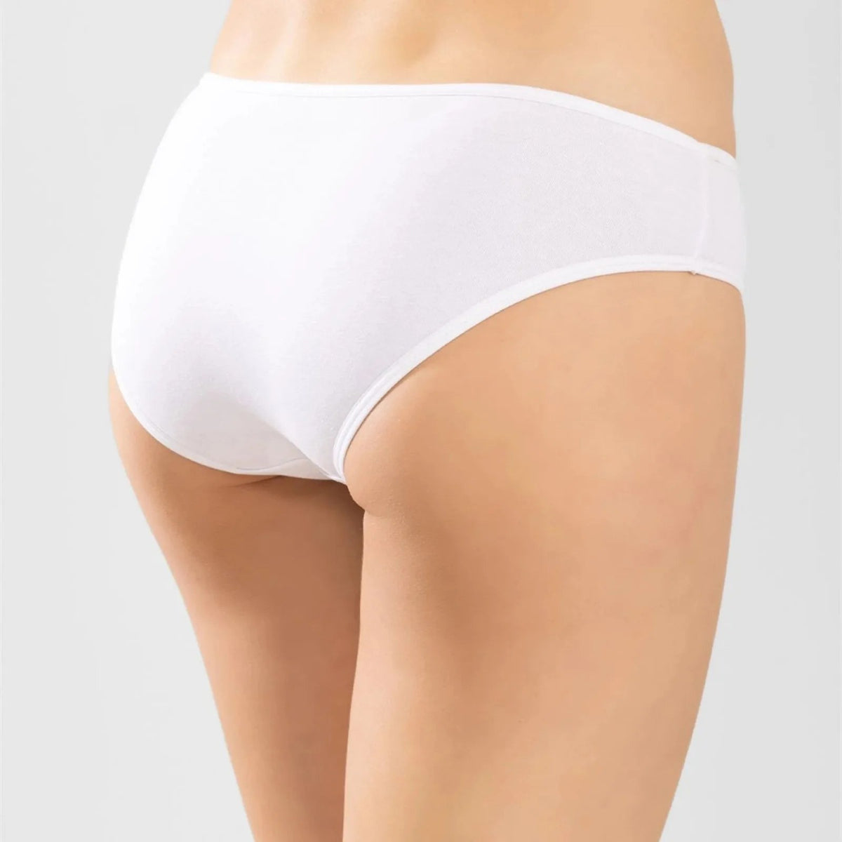 Kadın Pamuklu Zikzak İşlemeli Bikini Kesim Külot 3'lü Paket | Siyah Beyaz Dantel Detaylı İç Çamaşırı