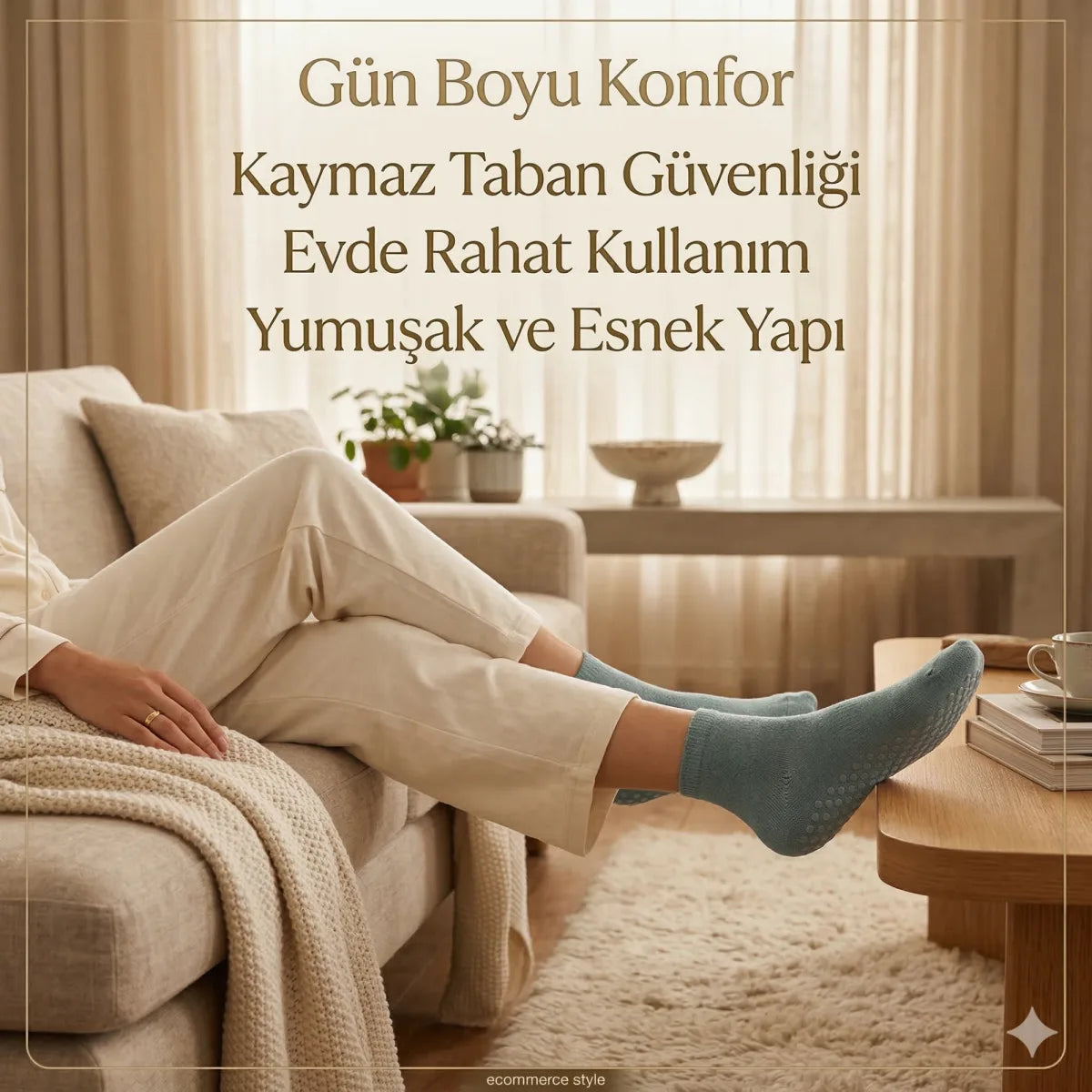 Kaymaz Tabanlı Yoga Pilates 4’lü Çorap, Silikon Tabanlı Esnek Bilekli Nefes Alan Ev ve Spor Çorabı
