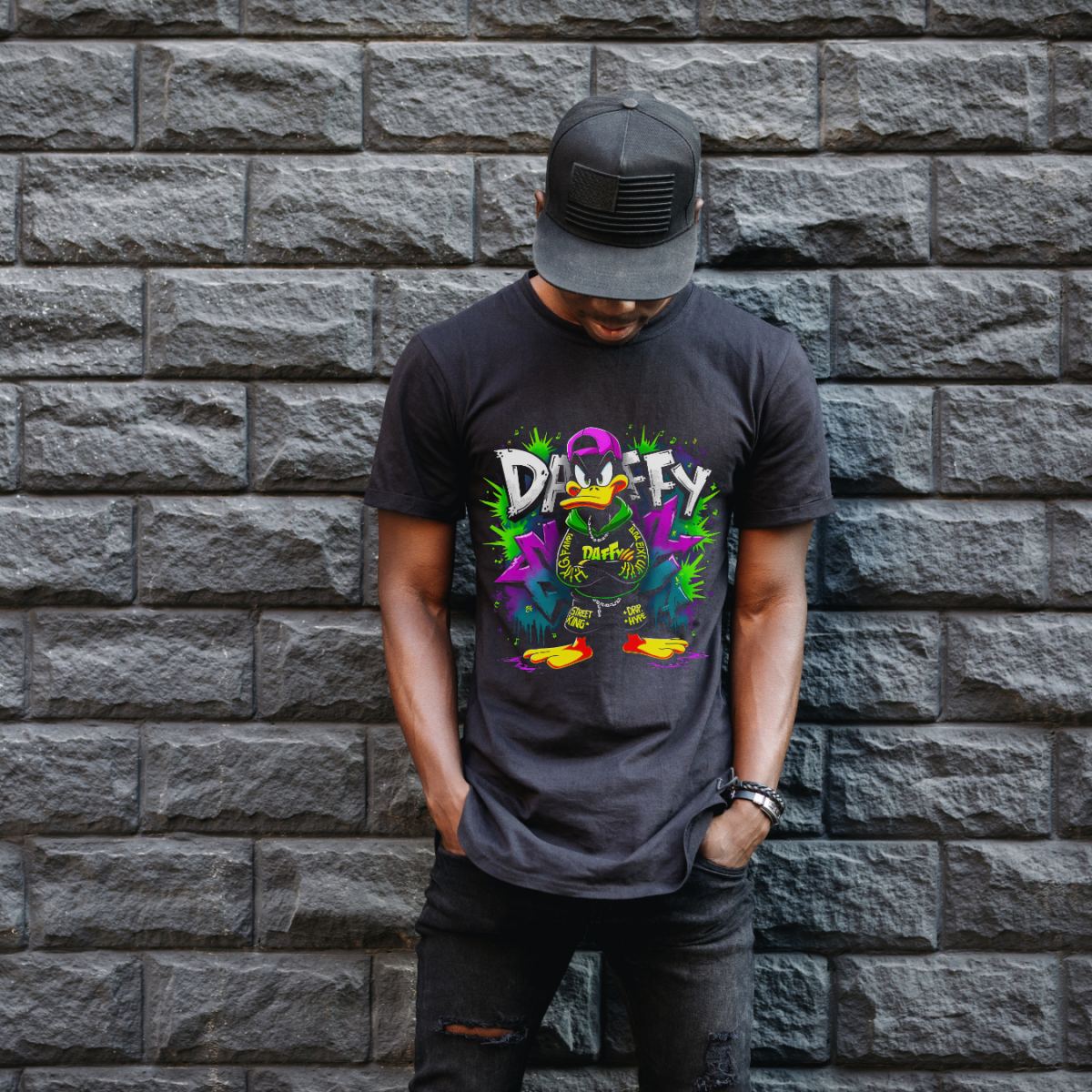 Daffy Duck Graffiti Baskılı Unisex Siyah Tişört - 24/1 Penye Pamuklu