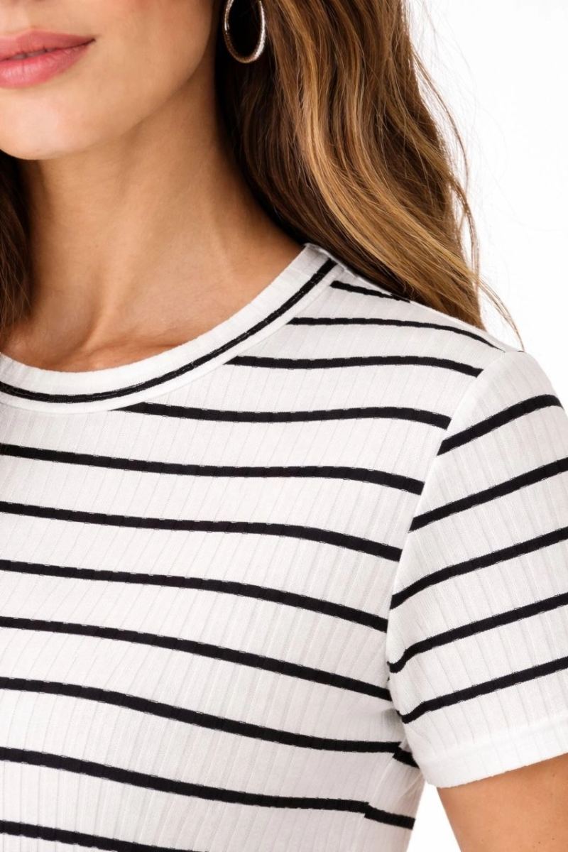 Kadın Çizgili Yazlık Triko T-Shirt Bisiklet Yaka Rahat Kalıp Tişört - Beyaz