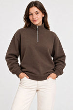 Kadın Üç İplik İçi Şardonlu Dik Yaka Yarım Fermuarlı Kışlık Sweatshirt - Kahverengi