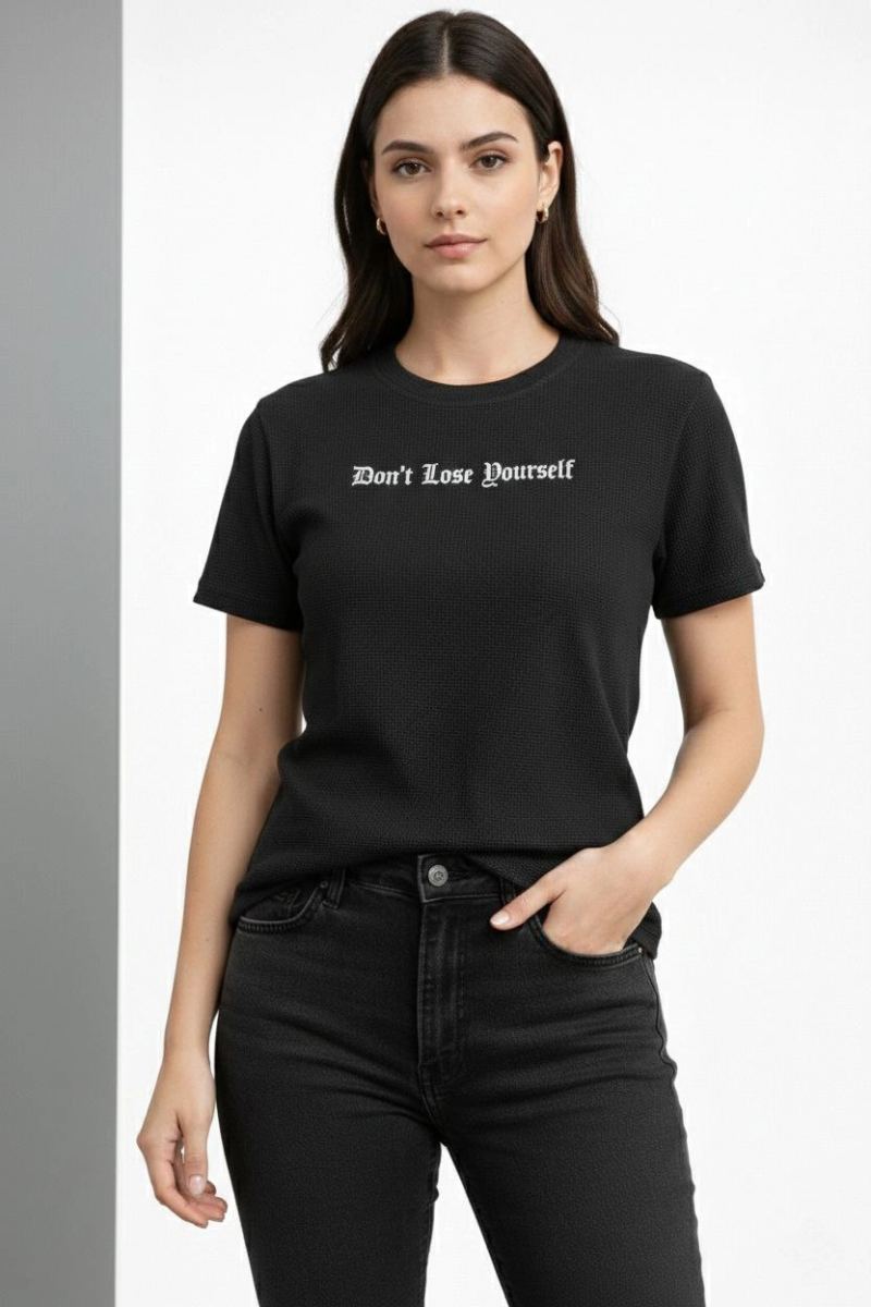 Kadın Wafıl Kumaş Tişört Regular Kalıp Bisiklet Yaka Baskılı T-Shirt - Siyah